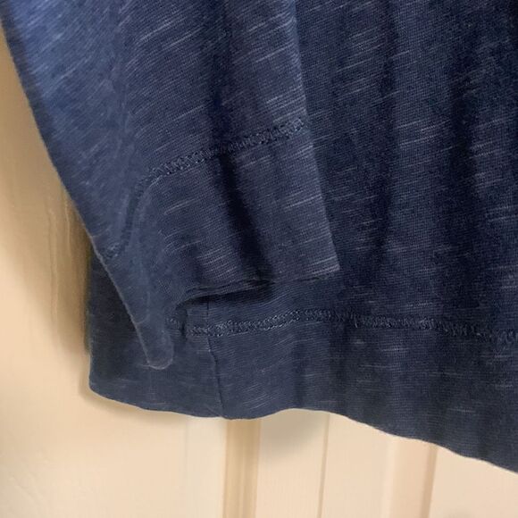 Horny toad, ladies medium, long sleeve T shirt, 1/4 button down, like new - Picture 3 of 12